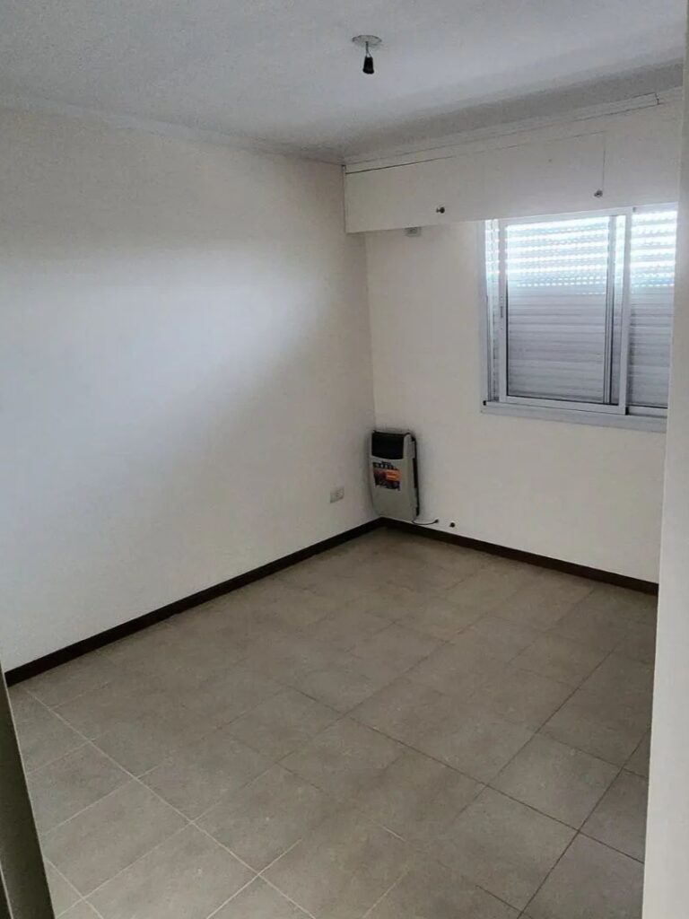 En ALQUILER Güemes 1081 . Villa Constitución.webp (2)