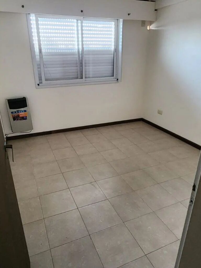 En ALQUILER Güemes 1081 . Villa Constitución.webp (3)